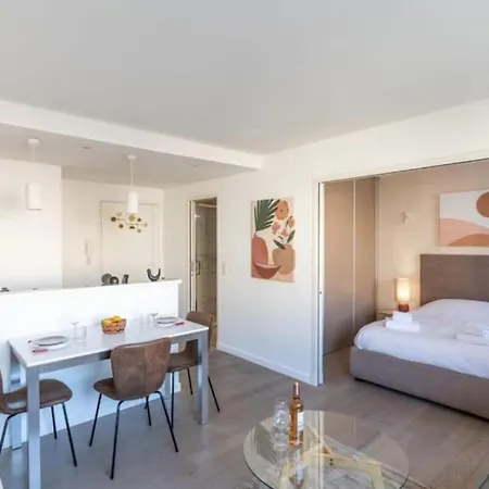 Apartment Joffre 2-4 - Bright 1 Bedroom Near Massena